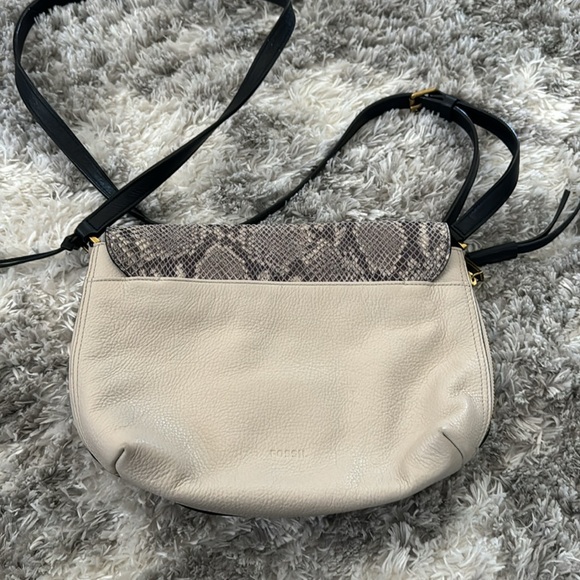 Fossil Cream/Snake Print Crossbody - Picture 4 of 15